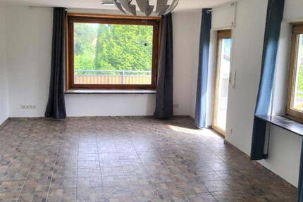 ObjNr:19719 - EFH, größtenteils saniert, mit großem Garten in Wald-Michelbach 4 zimmer