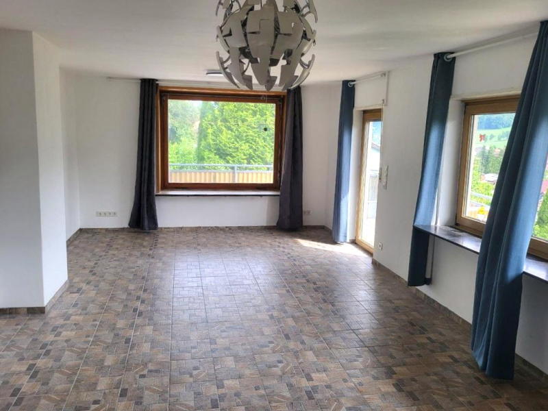 ObjNr:19719 - EFH, größtenteils saniert, mit großem Garten in Wald-Michelbach 4 zimmer