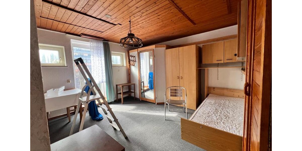 Etagenwohnung Ludwigshafen am Rhein Ludwigshafen-Oggersheim - 1 Zimmer, 16 m&sup2;, 400&euro; | Angebot:25395401