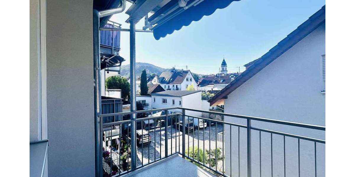 Etagenwohnung Dossenheim - 3 Zimmer, 84 m&sup2;, 1.240&euro; | Angebot:27142585