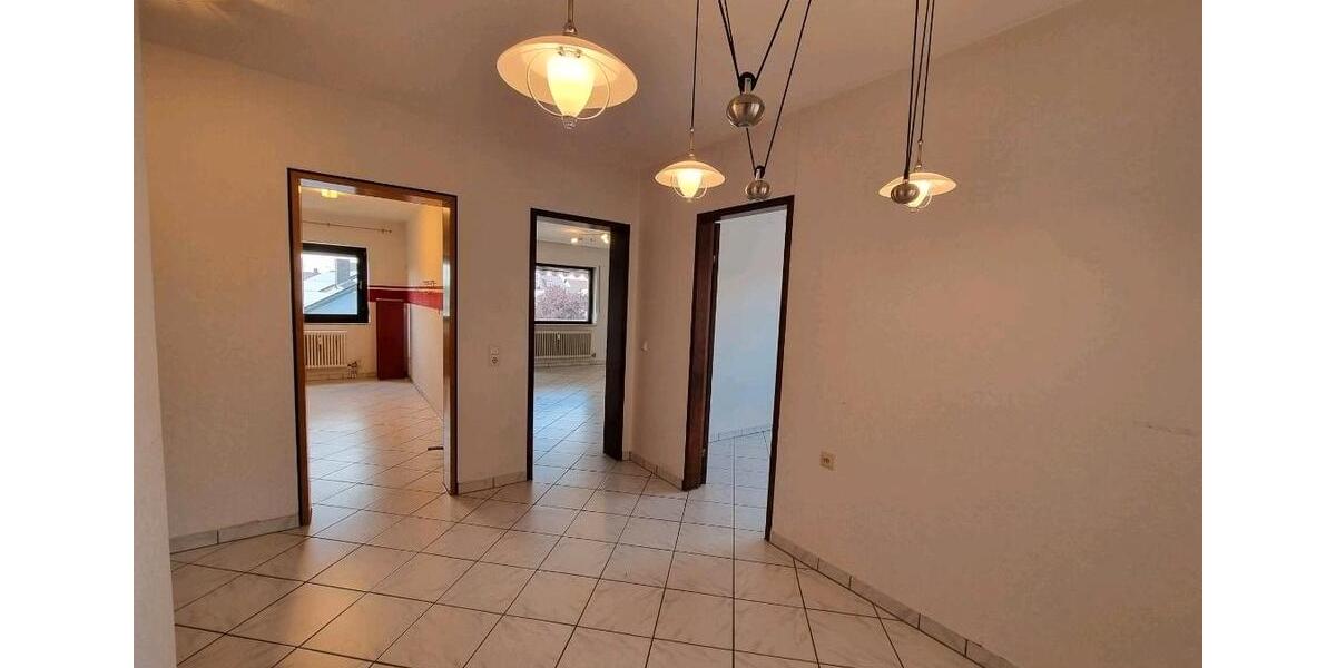Etagenwohnung Waghäusel - 3.5 Zimmer, 83 m&sup2;, 268.500&euro; | Angebot:26960725