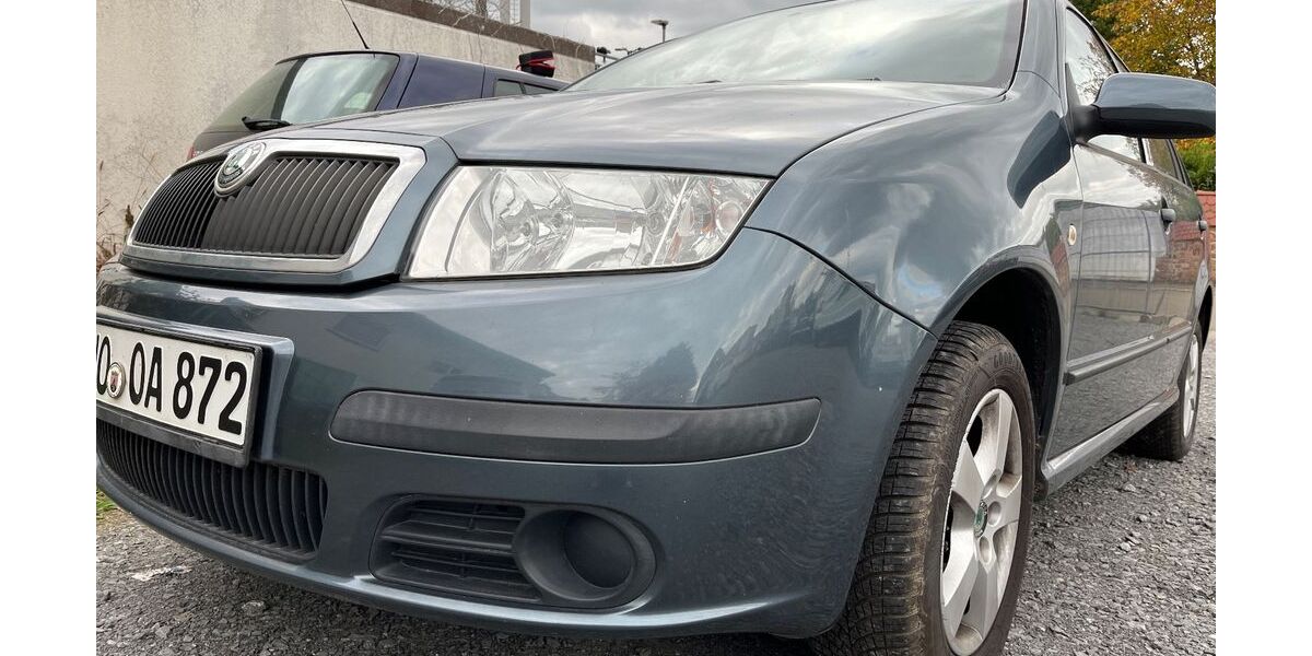 Skoda Fabia 106.777 km 2.499 € Reilingen 68799