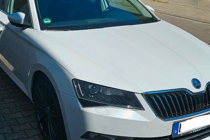 Skoda Superb 114.000 km 18.300 &euro; Brühl 68782