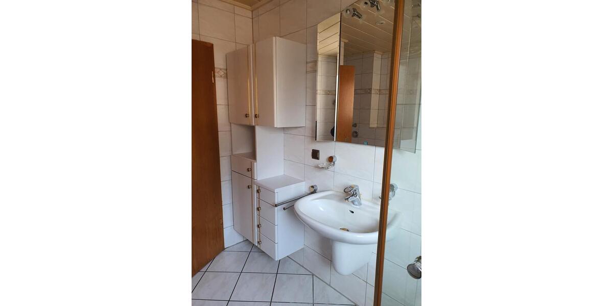 Etagenwohnung Ludwigshafen am Rhein Ludwigshafen-Hemshof - 1 Zimmer, 70 m&sup2;, 650&euro; | Angebot:25986638