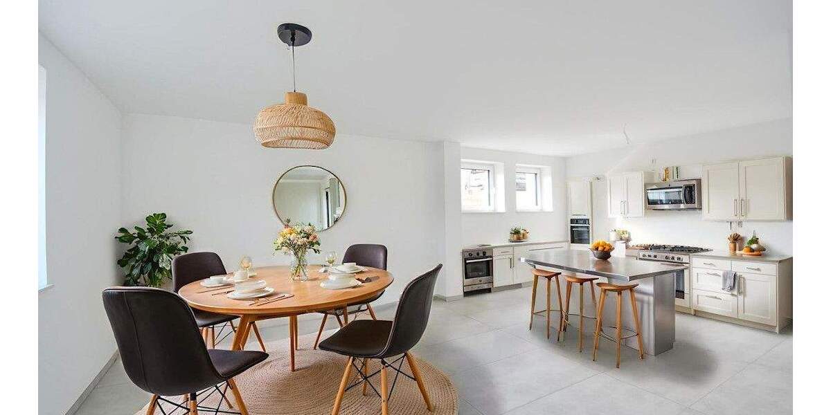 Haus im Haus - schöne Wohnung mit eigenem Eingang, großer Terrasse und Stellplatz 3 zimmer