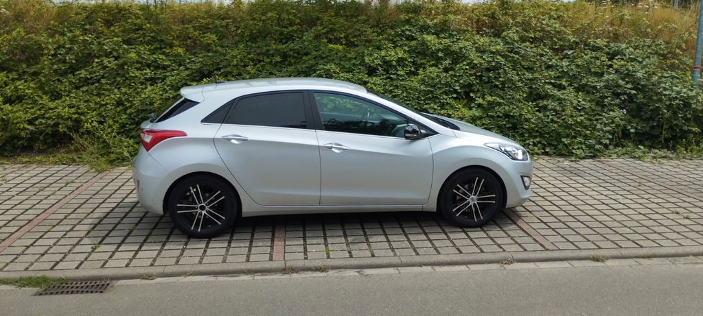 Hyundai i30 158.000 km 7.200 &euro; Wiesloch 69168