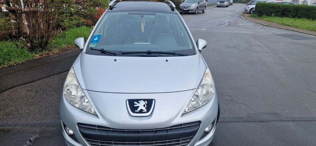 Peugeot 207 120.000 km 1.500 &euro; Lampertheim 68623