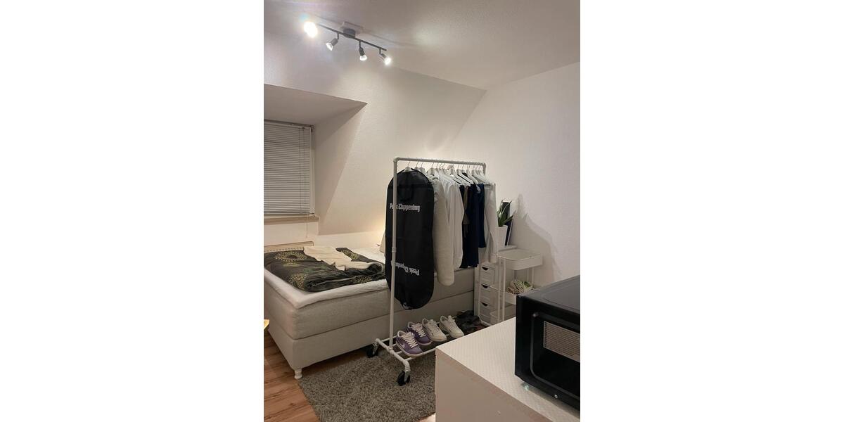 Dachgeschoßwohnung Mannheim Herzogenried - 1.5 Zimmer, 20 m&sup2;, 600&euro; | Angebot:25407205
