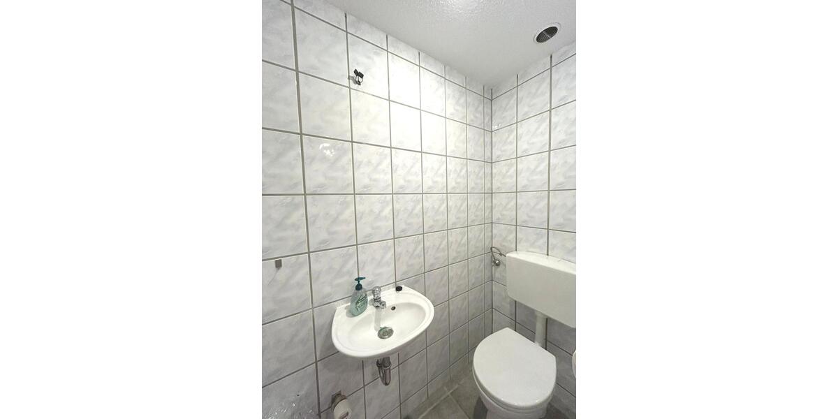 Etagenwohnung Ludwigshafen am Rhein Parkinsel - 2 Zimmer, 73 m&sup2;, 800&euro; | Angebot:25340910