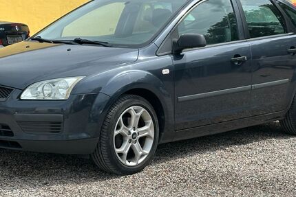 Ford Focus 145.000 km 2.450 &euro; mannheim 68199