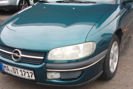 Opel Omega B Caravan 179.000 km 2.900 € Mannheim 68159