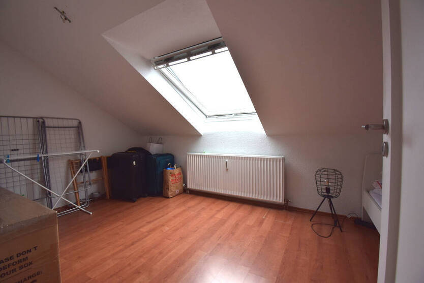 Besondere DG - Wohnung in prima Innenstadtlage