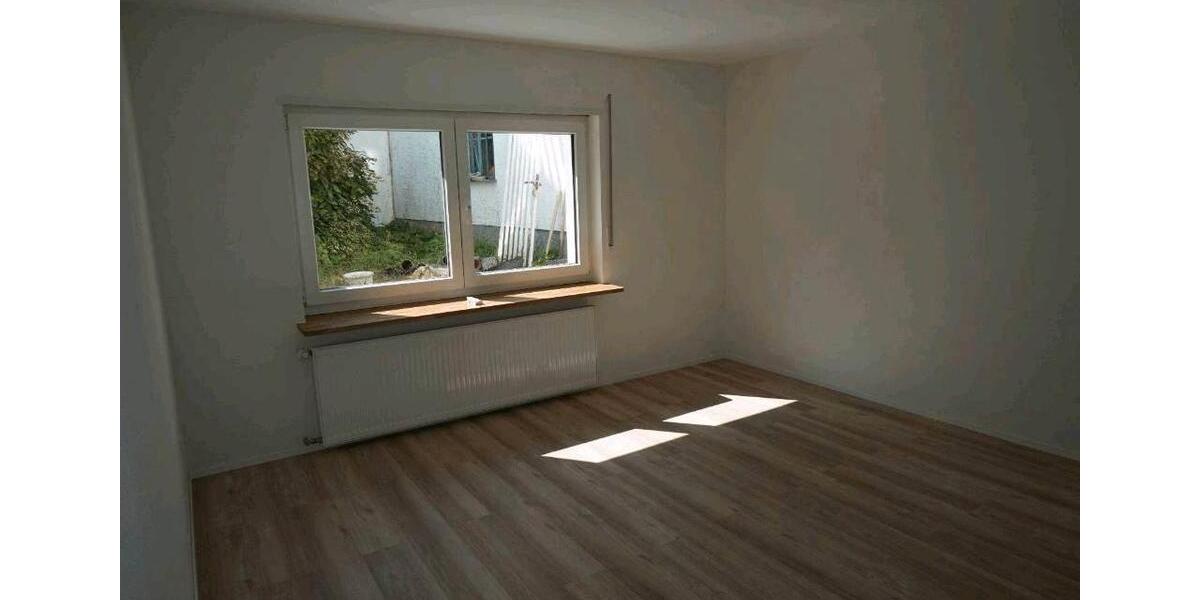 Etagenwohnung Leimen - 2 Zimmer, 62 m&sup2;, 720&euro; | Angebot:26636237