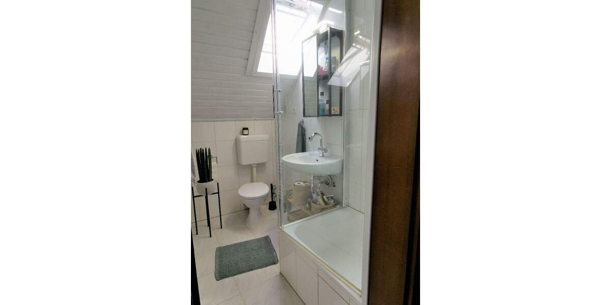 Herrschaftlicher Altbau in ruhiger Lage 3 zimmer