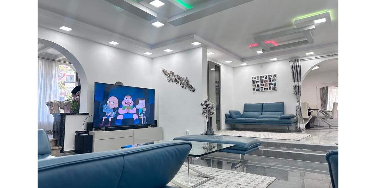 Investorenpaket: Zweifamilienhaus auf ruhigen Grundstück 8 zimmer