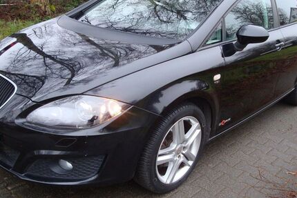 Seat Leon 51.800 km 9.799 &euro; Lorsch 64653