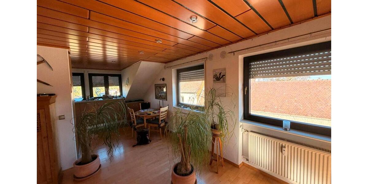 Dachgeschoßwohnung Dannstadt-Schauernheim Schauernheim - 3 Zimmer, 83 m&sup2;, 750&euro; | Angebot:26385769