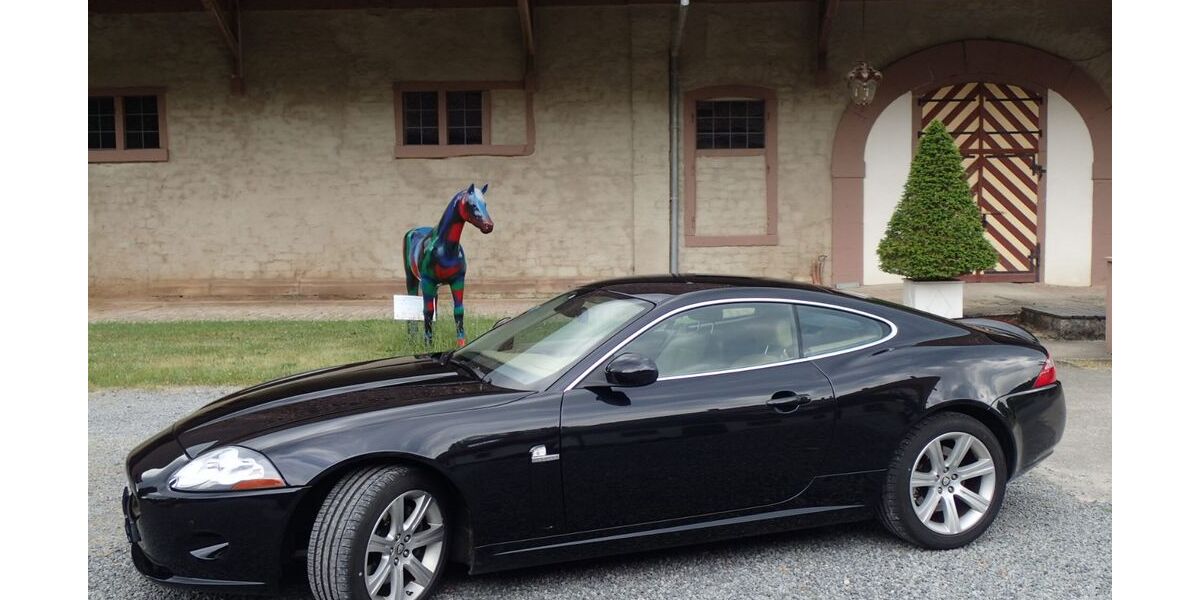 Jaguar XK 127.600 km 16.765 &euro; Mauer 69256