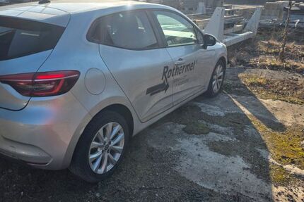 Renault Clio 106.000 km 7.500 &euro; Östringen 76684
