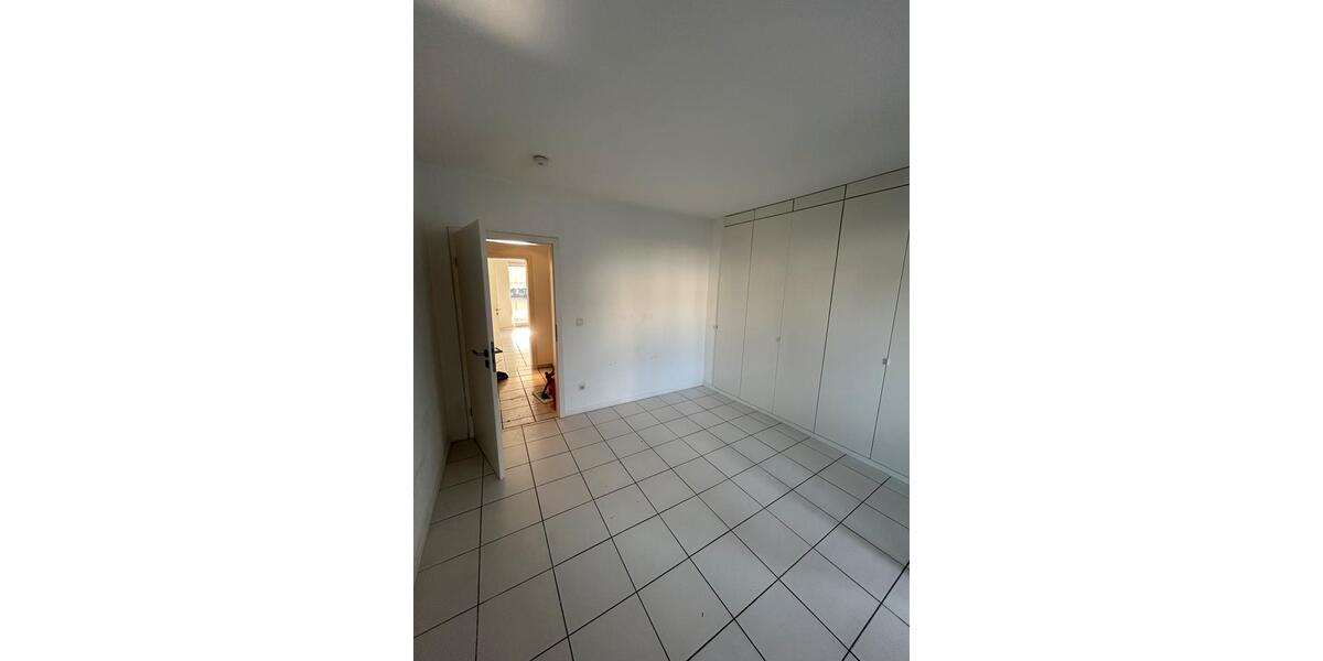 Etagenwohnung Mannheim Neckarstadt-Ost - 4 Zimmer, 94 m&sup2;, 1.240&euro; | Angebot:24814669