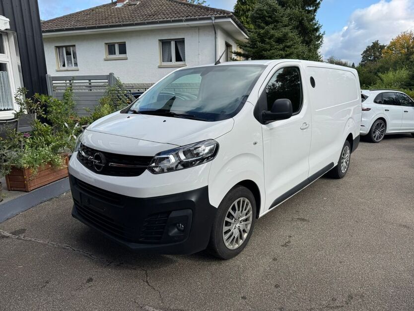Opel Vivaro 104.000 km 14.490 € Aglasterhausen 74858