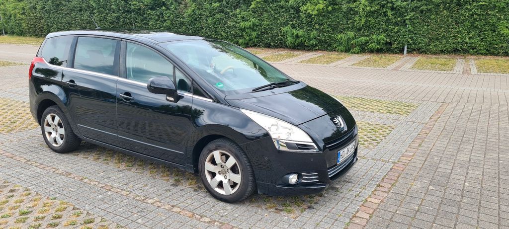 Peugeot 5008 179.500 km 4.500 &euro; Waibstadt 74915
