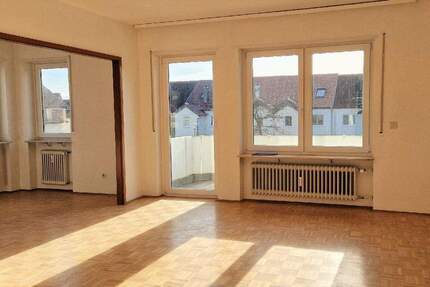 Freie 3 ZKB in Südlage, mit Garage 3 zimmer