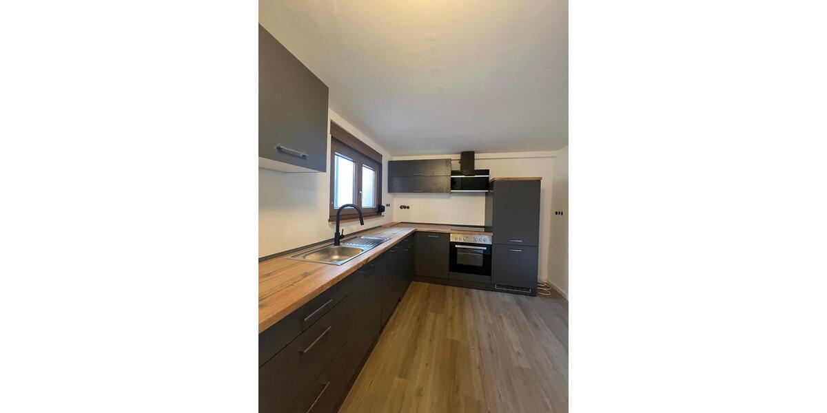 Einfamilienhaus Eberbach - 7 Zimmer, 130 m&sup2;, 1.300&euro; | Angebot:24648278