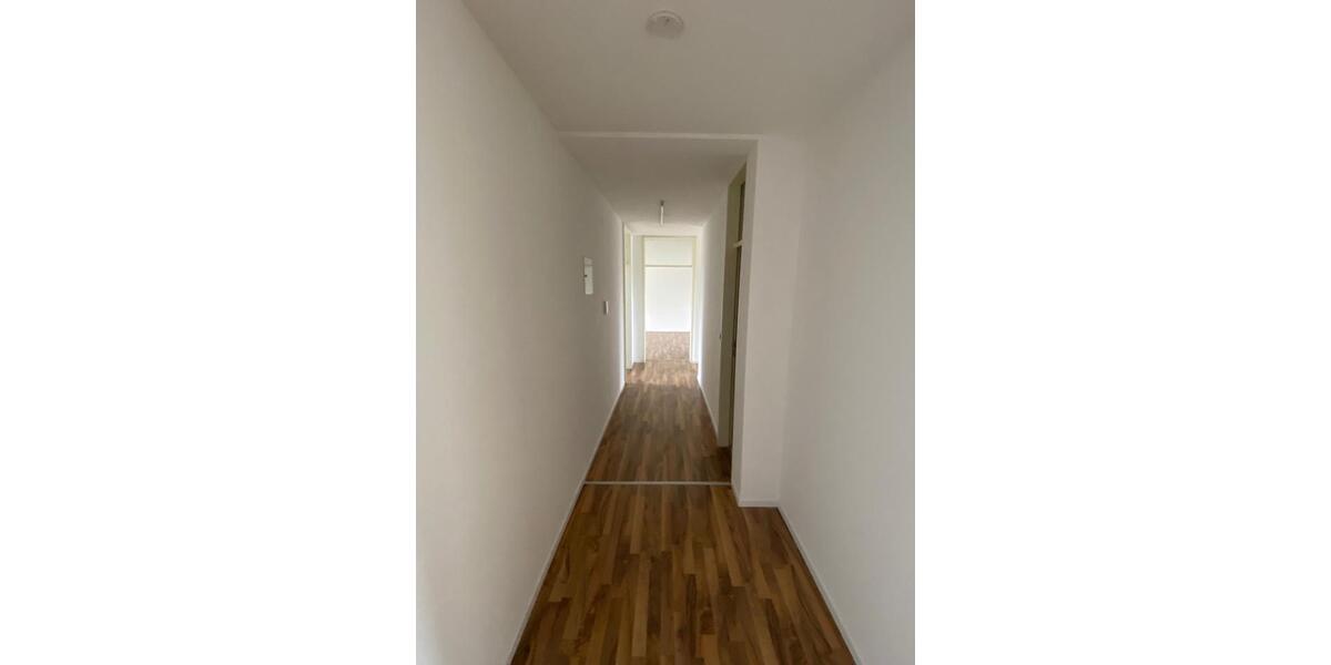 Etagenwohnung Ludwigshafen am Rhein Ludwigshafen-Hemshof - 4 Zimmer, 81 m&sup2;, 215.000&euro; | Angebot:26505425