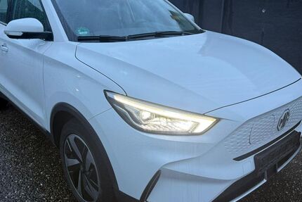 MG ZS 43.627 km 14.637 € Heidelberg 69123