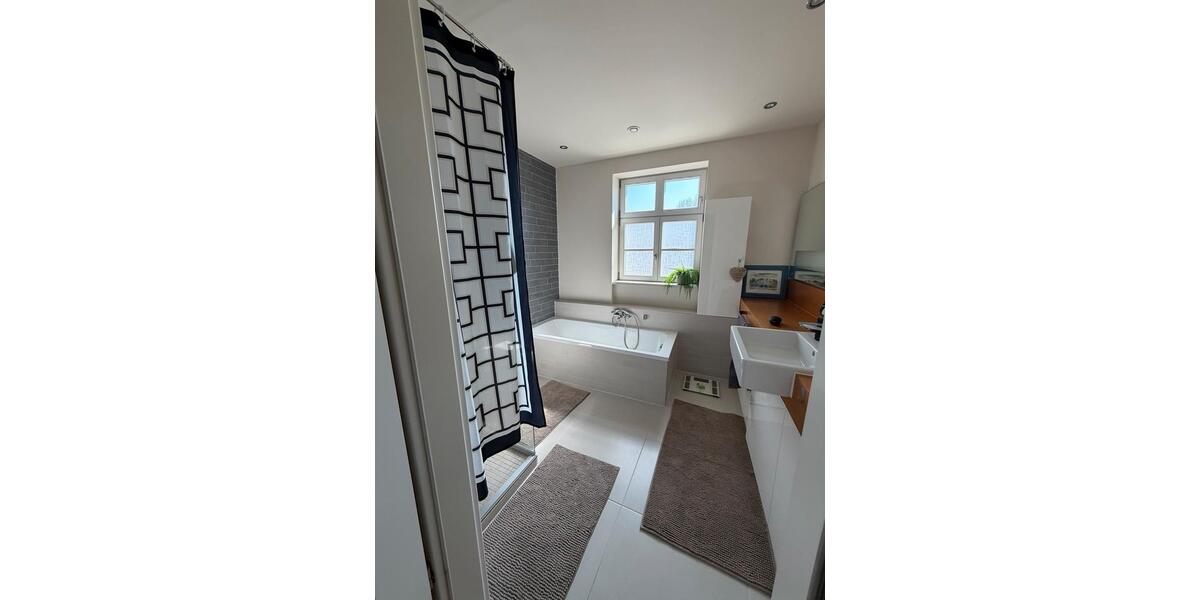 Etagenwohnung Ludwigshafen am Rhein Ludwigshafen-Hemshof - 3 Zimmer, 70 m&sup2;, 1.100&euro; | Angebot:26301569