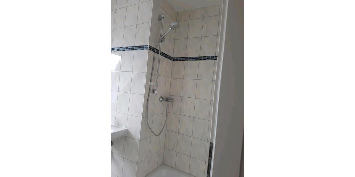 Dachgeschoßwohnung Schriesheim - 4 Zimmer, 86 m&sup2;, 1.100&euro; | Angebot:26286468