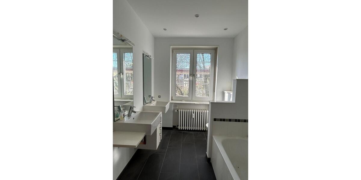 Etagenwohnung Frankenthal (Pfalz) - 5 Zimmer, 167 m&sup2;, 1.825&euro; | Angebot:26192352