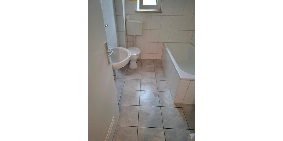 Etagenwohnung Ludwigshafen am Rhein Parkinsel - 2 Zimmer, 62 m&sup2;, 620&euro; | Angebot:26544365