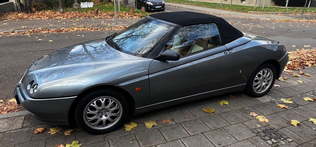 Alfa Romeo Spider 145.000 km 8.250 € Heidelberg 69115