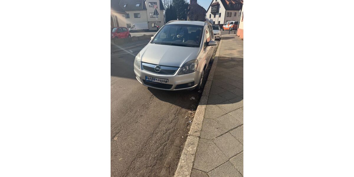 Opel Zafira 177.412 km 3.000 &euro; Mannheim 68307