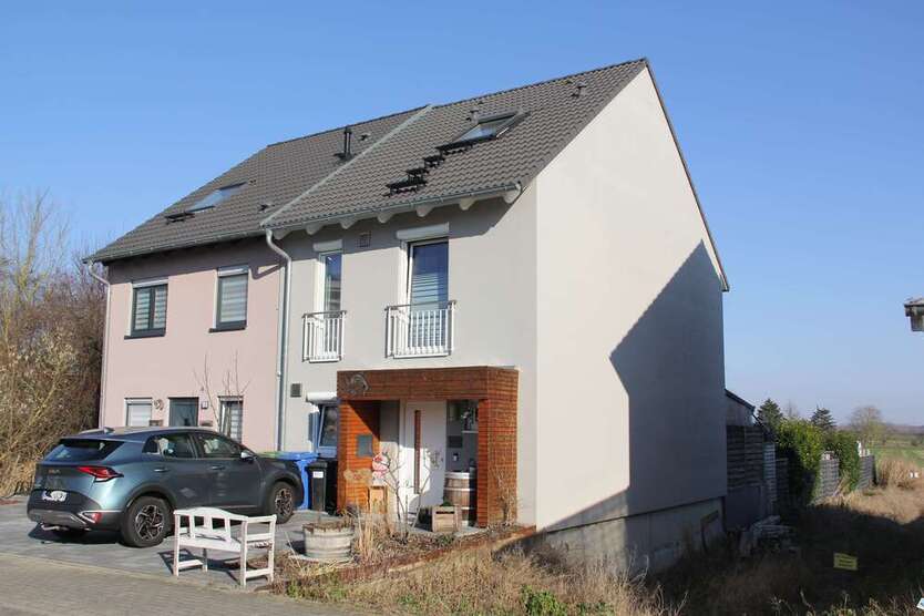 Haus zum Kaufen in Oberhausen-Rheinhausen 535.000 € 116.23 m²