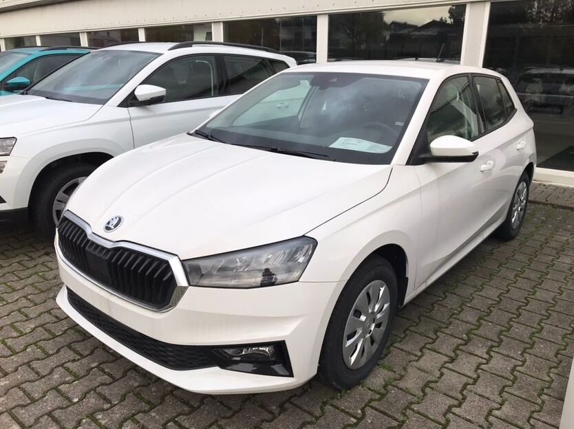 Skoda Fabia 9.000 km 16.990 € Östringen 76684