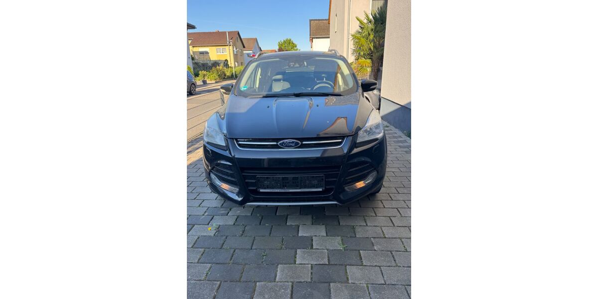 Ford Kuga 151.000 km 9.000 &euro; Lampertheim 68623