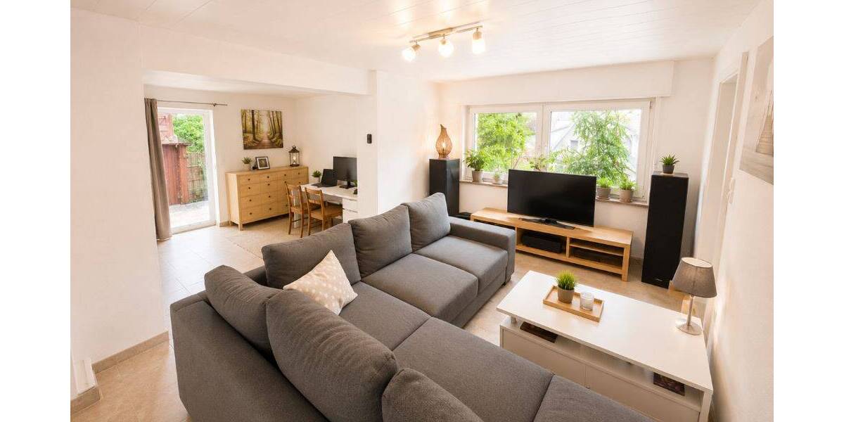 Einfamilienhaus Sinsheim / Waldangelloch Waldangelloch - 9 Zimmer, 249 m&sup2;, 299.000&euro; | Angebot:26862718