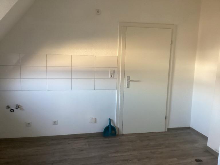 Dachgeschoßwohnung Mannheim Niederfeld - 2 Zimmer, 54 m&sup2;, 550&euro; | Angebot:24324082