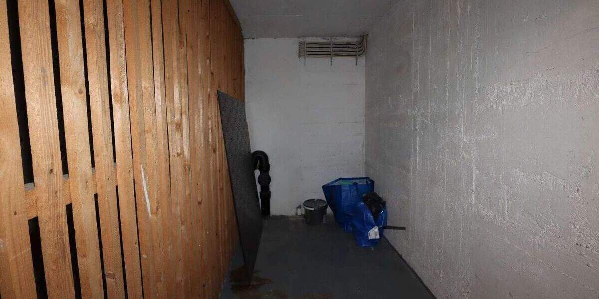 Erstbezug nach Kernsanierung Altersgerechte 3,5-Zimmer Wohnung mit Aufzug und Stellplatz 3 zimmer