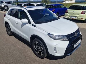 Suzuki Vitara Vollhybrid 1.5 Dualjet Allgrip AGS Comfort+ 4.500 km 29.990 &euro; Obrigheim-Asbach 74847