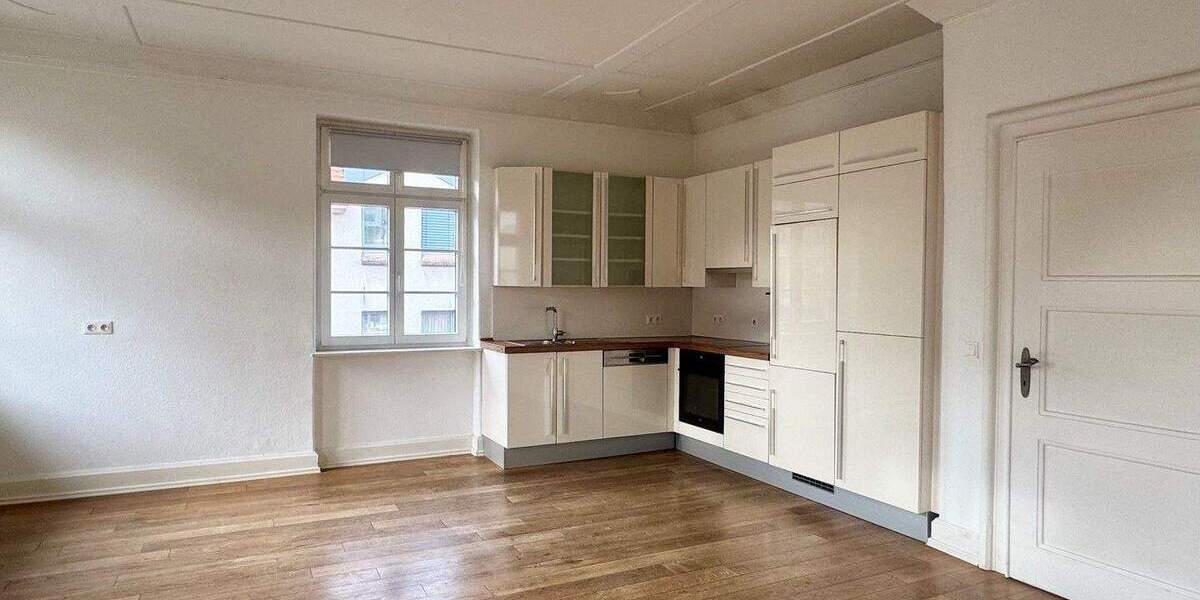 Etagenwohnung Ladenburg - 5 Zimmer, 160 m&sup2;, 2.100&euro; | Angebot:25073346
