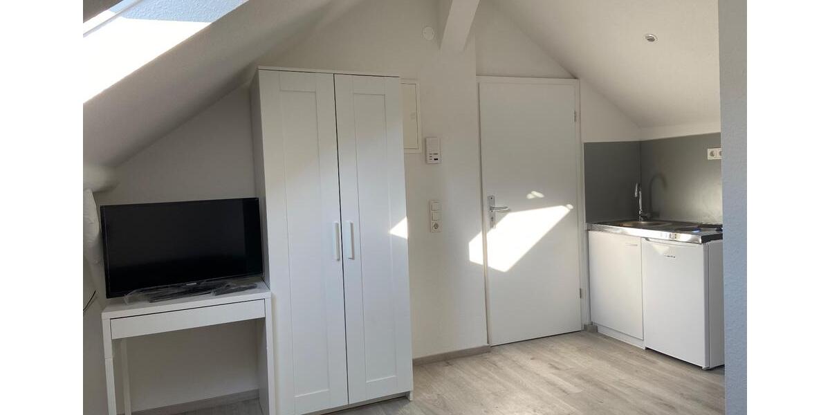 Dachgeschoßwohnung Mannheim Niederfeld - 1 Zimmer, 17 m&sup2;, 340&euro; | Angebot:25498312