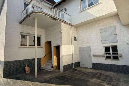 Haus Schifferstadt - 9 Zimmer, 187 m&sup2;, 369.000&euro; | Angebot:26408388