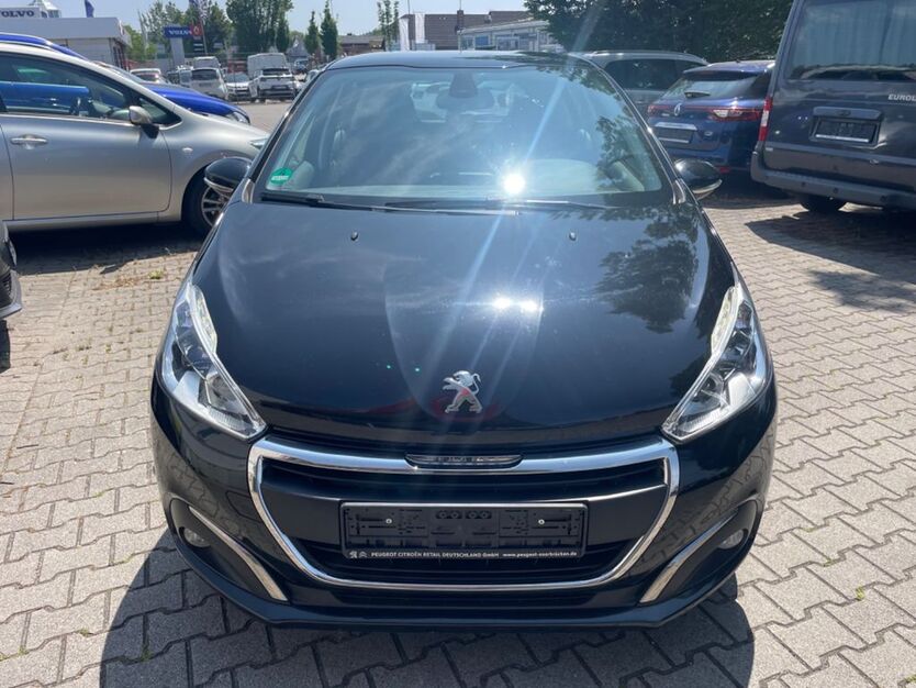 Peugeot 208 104.000 km 8.499 € Speyer 67346