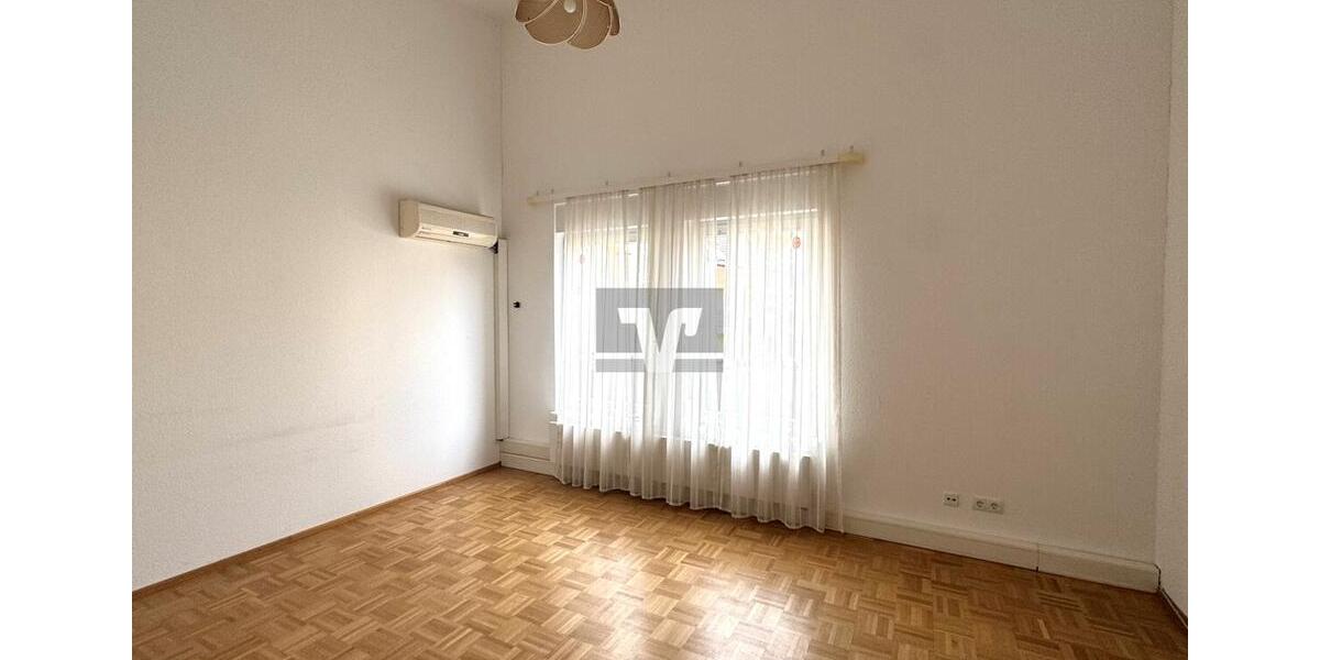 Etagenwohnung Limburgerhof - 2.5 Zimmer, 103 m&sup2;, 950&euro; | Angebot:25053128