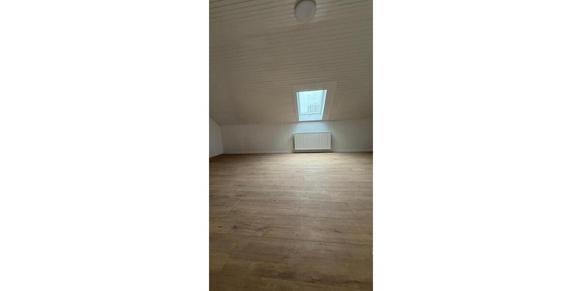 1 Zimmerwohnung in Dachgeschoss 1 zimmer