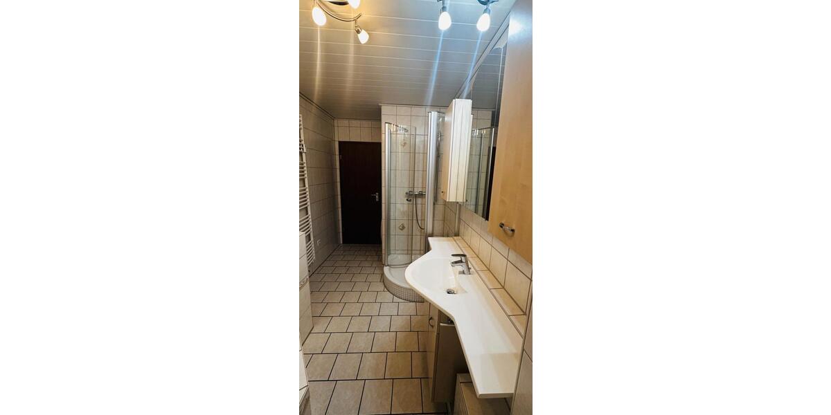 Etagenwohnung Frankenthal (Pfalz) - 2 Zimmer, 81 m&sup2;, 210.000&euro; | Angebot:26844560